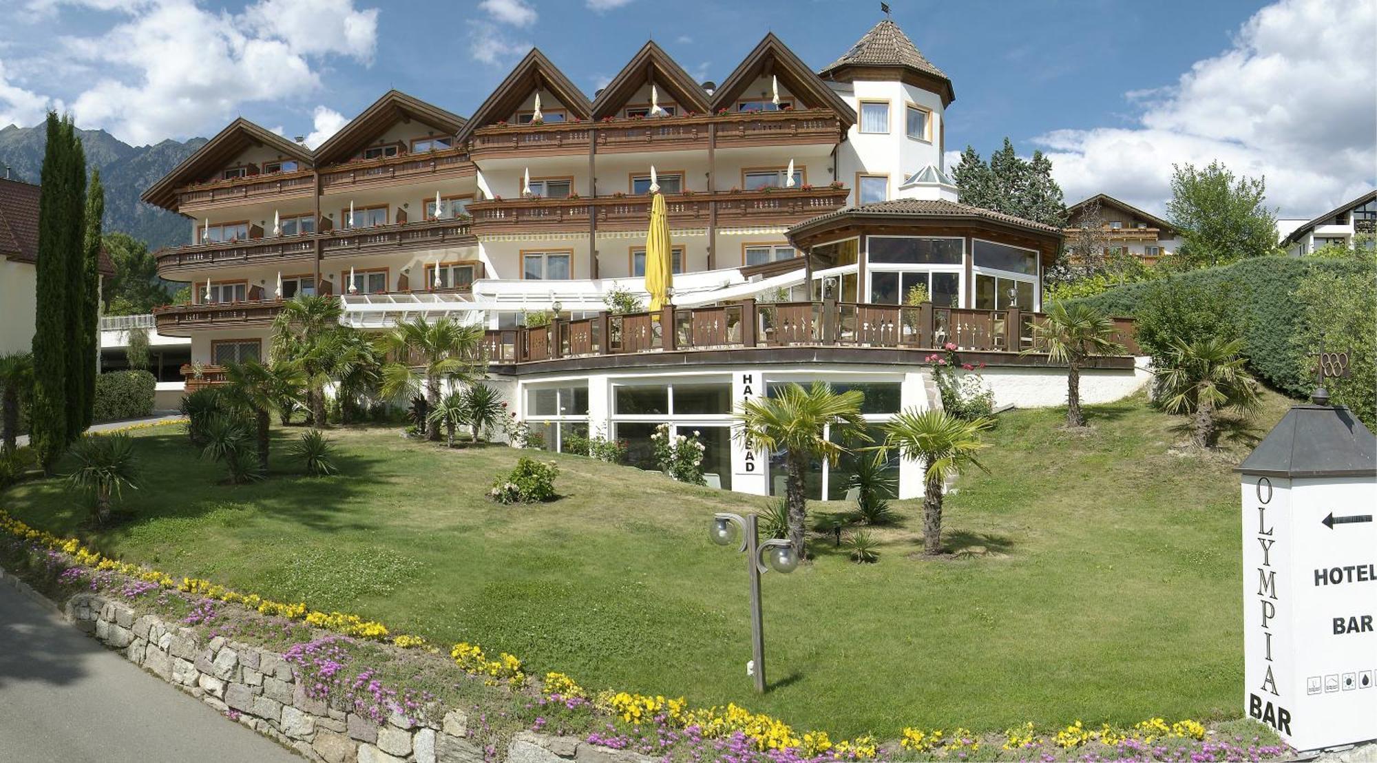 Fruehstuecks-Hotel Olympia Tirolo Exterior photo